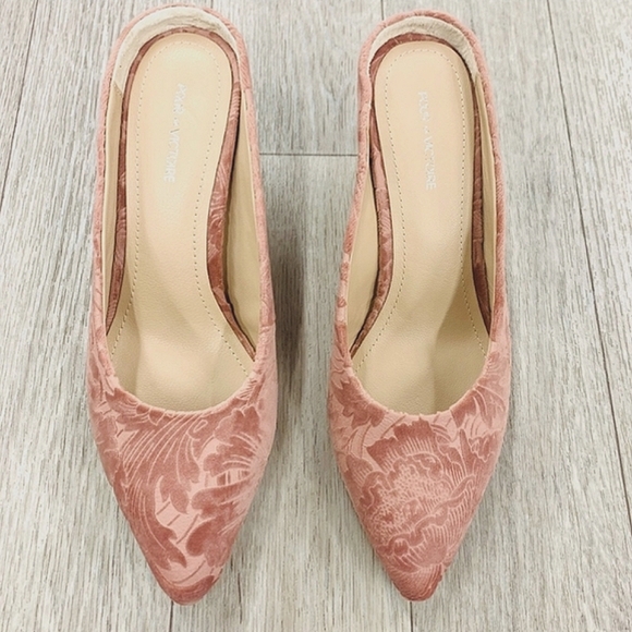 POUR LA VICTOIRE Daria Kitten Heel Slides in Rose - Picture 2 of 6